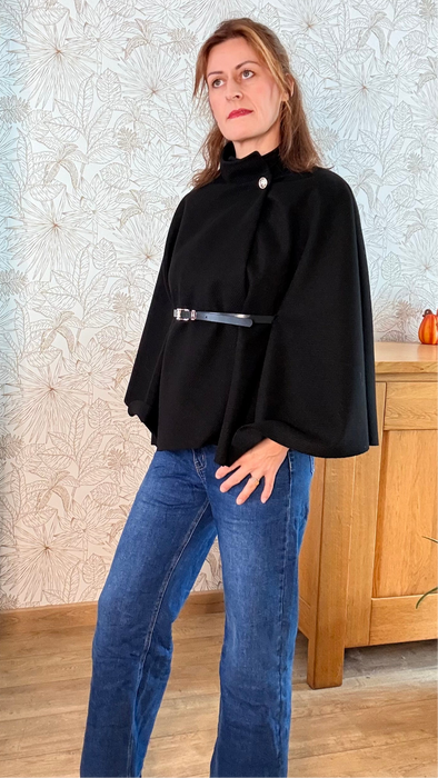 Cape poncho Bella